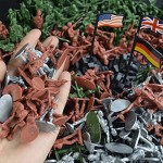 RAINBOW TOYFROG detailreiche Spielzeugsoldaten aus Plastik 300 Teile Mini Armee Figuren des Militärs aus Kunststoff für Kinder und Erwachsene Tolle Spielzeug Zinn Soldaten