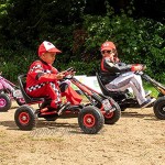 Bopster Go-Kart mit Pedalen und aufblasbaren Reifen Go-Kart-Fahren Kinder Jungen Outdoor Rot Schwarz